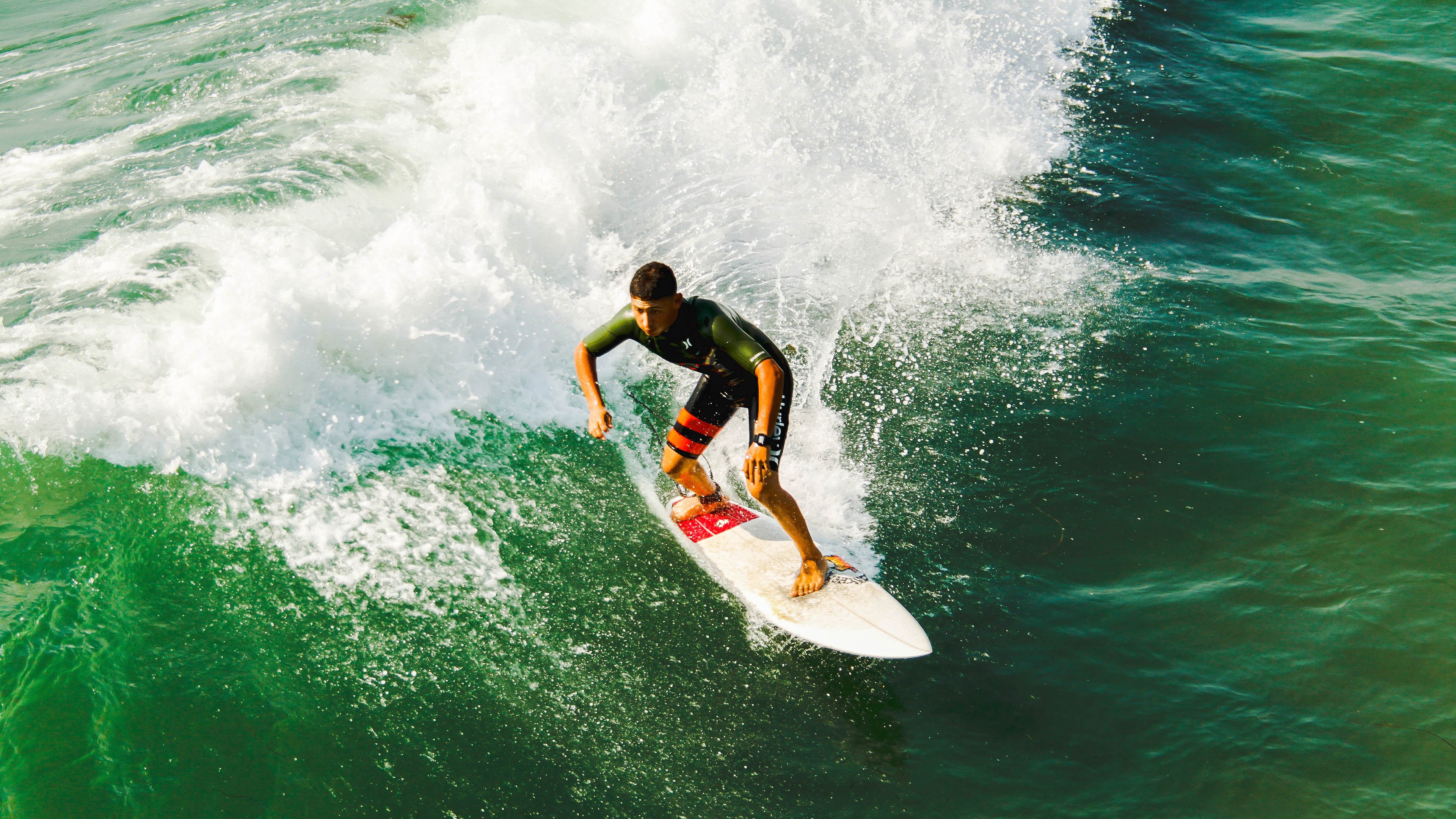 开云竞猜官网-“绝地突围：赛场上的生命时速”，绝地求生绝地突围挑战任务